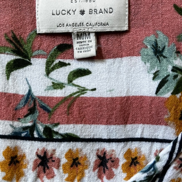 Floral top - Picture 2 of 3